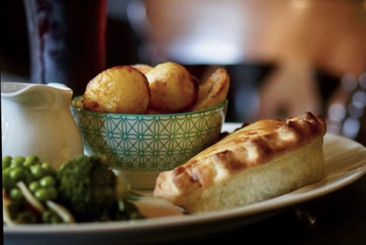 Steak and ale pie